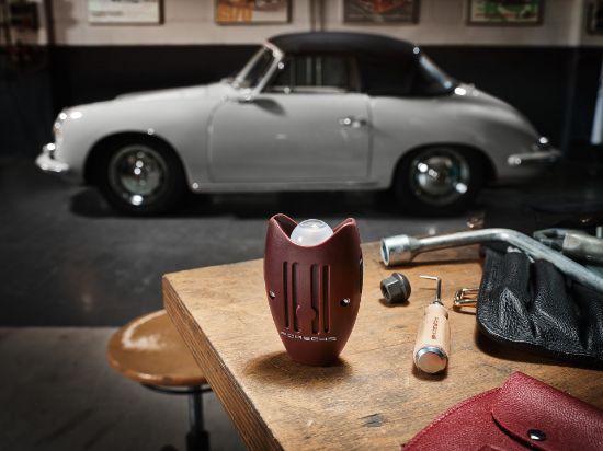 Picture of Lamp LED Torch with Leather Case, Classic